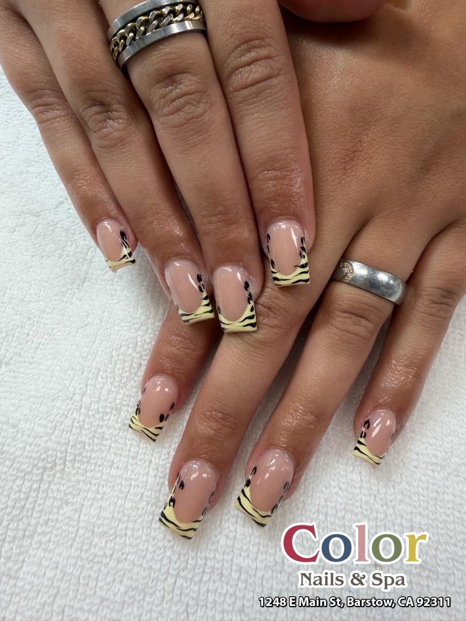 Color Nails & Spa